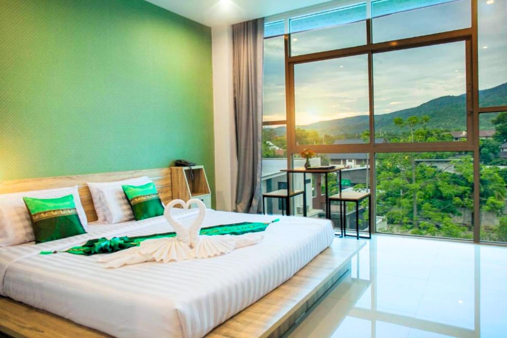 Km Hotel Chiang Mai Bagian luar foto