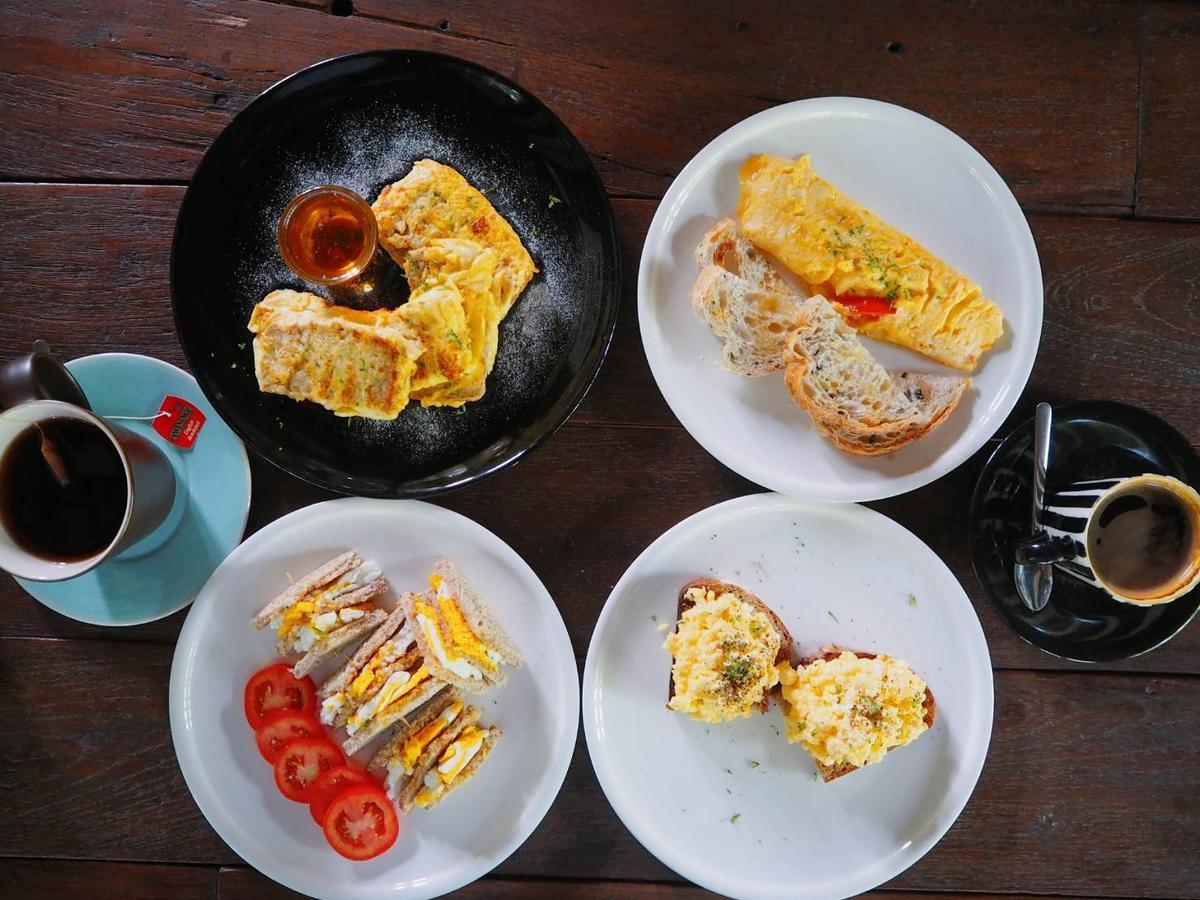 Km Hotel Chiang Mai Bagian luar foto